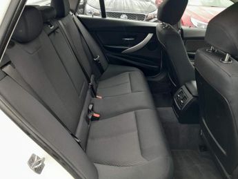 BMW 3 Series 2.0 320i SE Touring Auto (s/s) 5dr