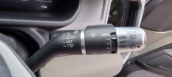 Land Rover Defender 110 2.0 SD4 S Auto 4WD Euro 6 (s/s) 5dr