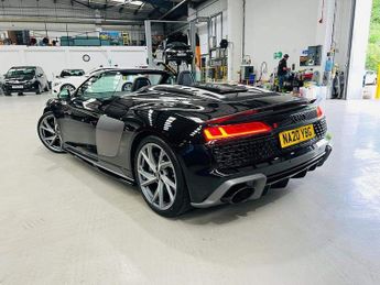 Audi R8 5.2 FSI V10 Performance Spyder S Tronic quattro Euro 6 (s/s) 2dr