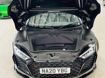 Audi R8 5.2 FSI V10 Performance Spyder S Tronic quattro Euro 6 (s/s) 2dr