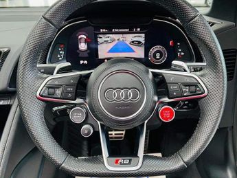 Audi R8 5.2 FSI V10 Performance Spyder S Tronic quattro Euro 6 (s/s) 2dr
