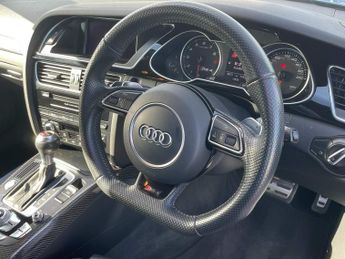 Audi RS4 Avant 4.2 FSI V8 S Tronic quattro Euro 5 5dr