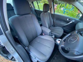 Renault Megane 1.6 VVT Dynamique Proactive 5dr