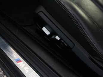 BMW M4 3.0 BiTurbo DCT Euro 6 (s/s) 2dr