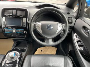 Nissan Leaf 24kWh Tekna Auto 5dr