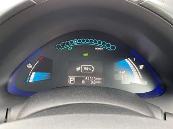 Nissan Leaf 24kWh Tekna Auto 5dr