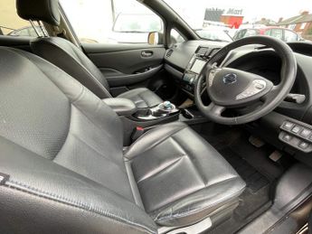 Nissan Leaf 24kWh Tekna Auto 5dr