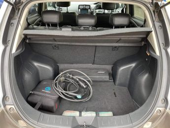 Nissan Leaf 24kWh Tekna Auto 5dr