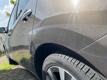 Nissan Leaf 24kWh Tekna Auto 5dr