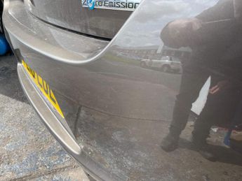 Nissan Leaf 24kWh Tekna Auto 5dr