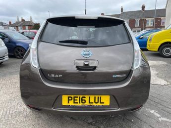 Nissan Leaf 24kWh Tekna Auto 5dr