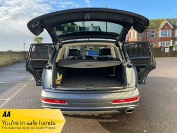 Audi Q7 6.0 TDI V12 Tiptronic quattro 5dr