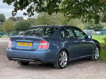 Subaru Legacy 3.0 R spec.B 4dr