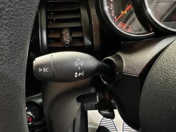 MINI Hatch 1.5 Cooper Auto Euro 6 (s/s) 3dr