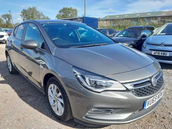 Vauxhall Astra 1.6 CDTi BlueInjection Tech Line Nav Euro 6 (s/s) 5dr