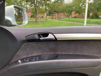 AUDI Q7 3.0 TDI QUATTRO S LINE 5d 245 BHP **GREAT SPEC+0% FINANCE AVAILA