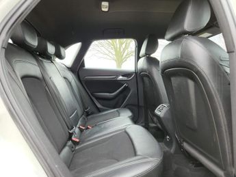 Audi Q3 2.0 TFSI S line S Tronic quattro Euro 5 (s/s) 5dr