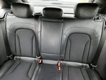 Audi Q3 2.0 TFSI S line S Tronic quattro Euro 5 (s/s) 5dr