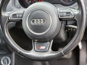 Audi Q3 2.0 TFSI S line S Tronic quattro Euro 5 (s/s) 5dr
