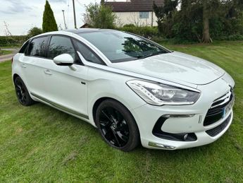 Citroen DS5 2.0 h e-HDi Airdream DStyle EGS6 4WD Euro 5 (s/s) 5dr
