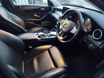 Mercedes-Benz C Class 2.1 C300h BlueTEC SE Executive G-Tronic+ Euro 6 (s/s) 4dr