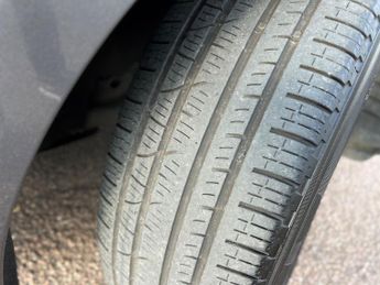 Land Rover Range Rover Sport 3.0 TD V6 SE SUV 5dr Diesel Auto 4WD Euro 5 (s/s) (258 ps)