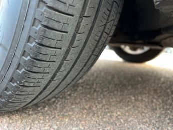 Land Rover Range Rover Sport 3.0 TD V6 SE SUV 5dr Diesel Auto 4WD Euro 5 (s/s) (258 ps)