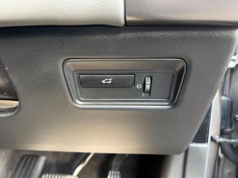 Land Rover Range Rover Sport 3.0 TD V6 SE SUV 5dr Diesel Auto 4WD Euro 5 (s/s) (258 ps)