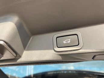 Land Rover Range Rover Sport 3.0 TD V6 SE SUV 5dr Diesel Auto 4WD Euro 5 (s/s) (258 ps)