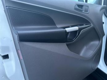 Ford Transit Connect 1.5 220 EcoBlue Trend Auto L1 Euro 6 (s/s) 5dr