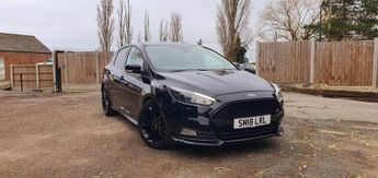 Ford Focus 2.0T EcoBoost ST-3 Euro 6 (s/s) 5dr