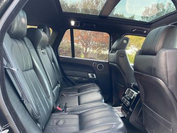 Land Rover Range Rover 3.0 TD V6 Vogue SE Auto 4WD Euro 6 (s/s) 5dr