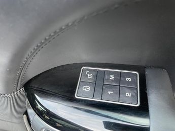 Land Rover Range Rover 3.0 TD V6 Vogue SE Auto 4WD Euro 6 (s/s) 5dr