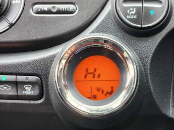 Honda Jazz 1.4 i-VTEC ES Plus CVT Euro 5 5dr