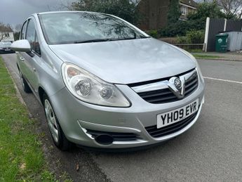 Vauxhall Corsa 1.4i 16v Club 5dr