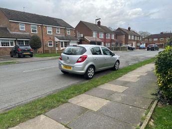 Vauxhall Corsa 1.4i 16v Club 5dr