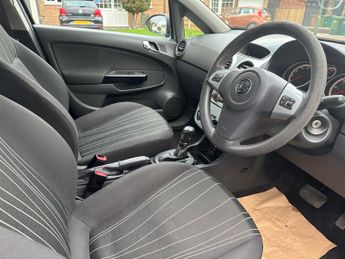 Vauxhall Corsa 1.4i 16v Club 5dr