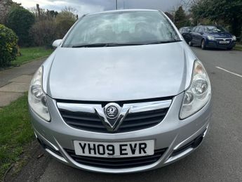 Vauxhall Corsa 1.4i 16v Club 5dr