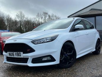 Ford Focus 2.0 TDCi ST-2 Euro 6 (s/s) 5dr