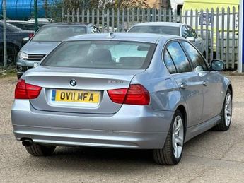 BMW 3 Series 2.0 320i Exclusive Edition Steptronic Euro 5 4dr