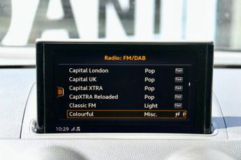 Audi A3 1.5 TFSI CoD 35 Black Edition Sportback S Tronic Euro 6 (s/s) 5d