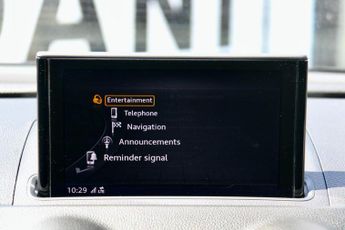 Audi A3 1.5 TFSI CoD 35 Black Edition Sportback S Tronic Euro 6 (s/s) 5d