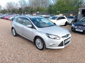 Ford Focus 1.0T EcoBoost Zetec Euro 5 (s/s) 5dr