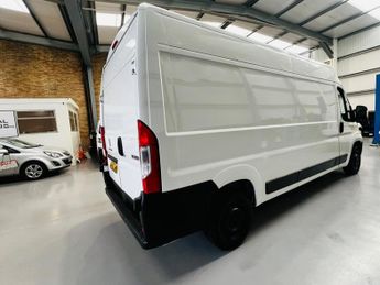 Peugeot Boxer 2.2 BlueHDi 335 Professional L3 H2 Euro 6 (s/s) 5dr