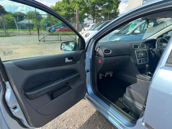 Ford Focus 1.6 Zetec Climate 5dr