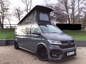 Volkswagen Transporter 2.0 BiTDI 204 Highline Kombi Van DSG