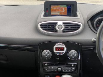 Renault Clio 1.6 VVT Initiale TomTom Auto Euro 5 5dr