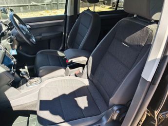 Volkswagen Touran 1.4 TSI SE MPV 5dr Petrol DSG Euro 5 (140 ps)