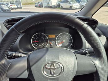 Toyota Wish 1.8l Fresh Import 7 Seats 5dr