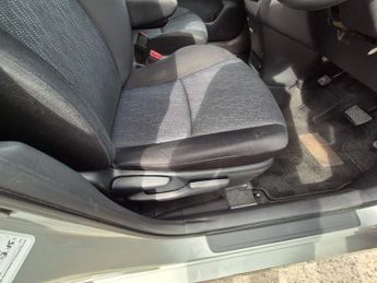 Toyota Wish 1.8l Fresh Import 7 Seats 5dr